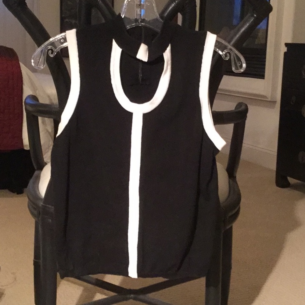 Jamie Sadock sleeveless golf top
